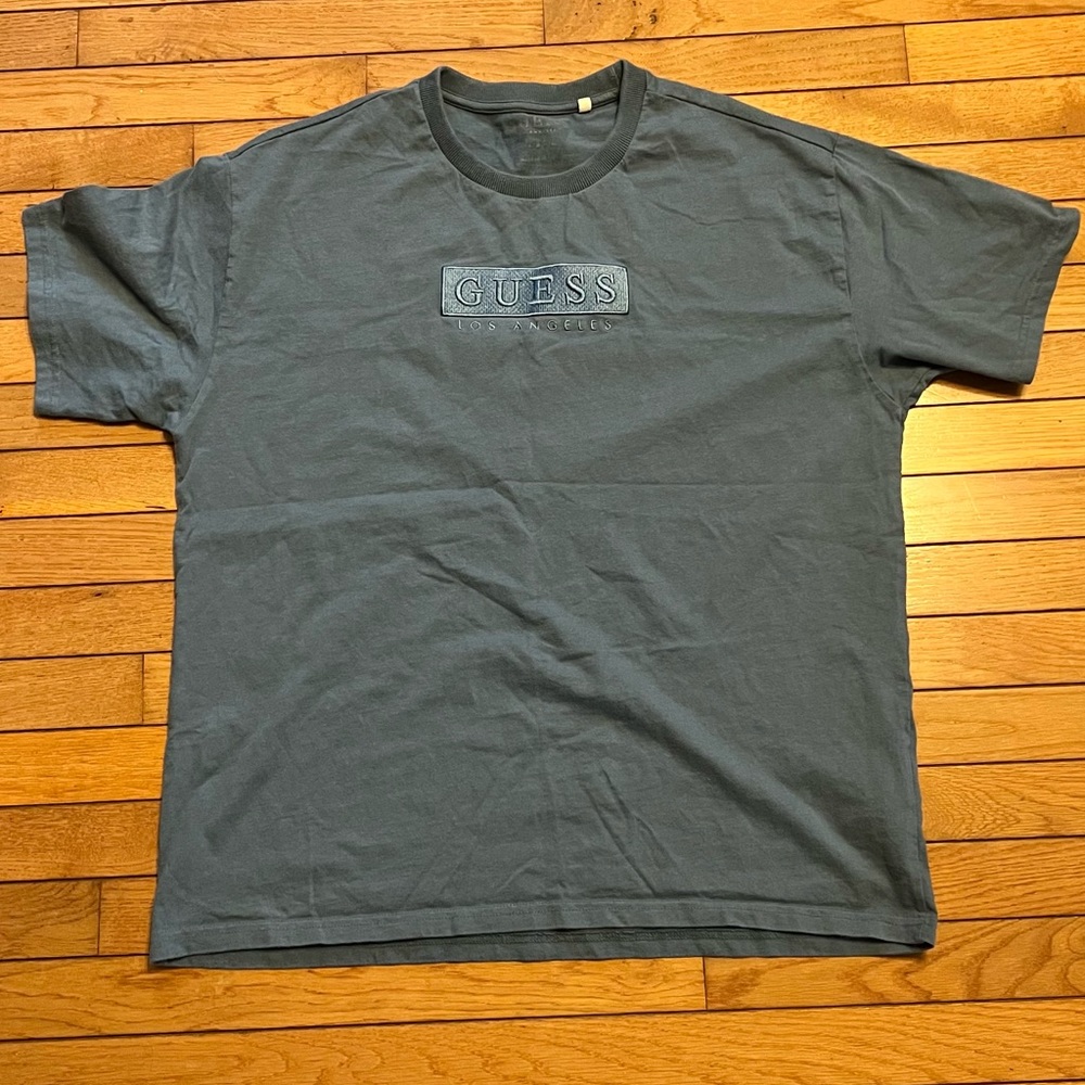Guess box logo